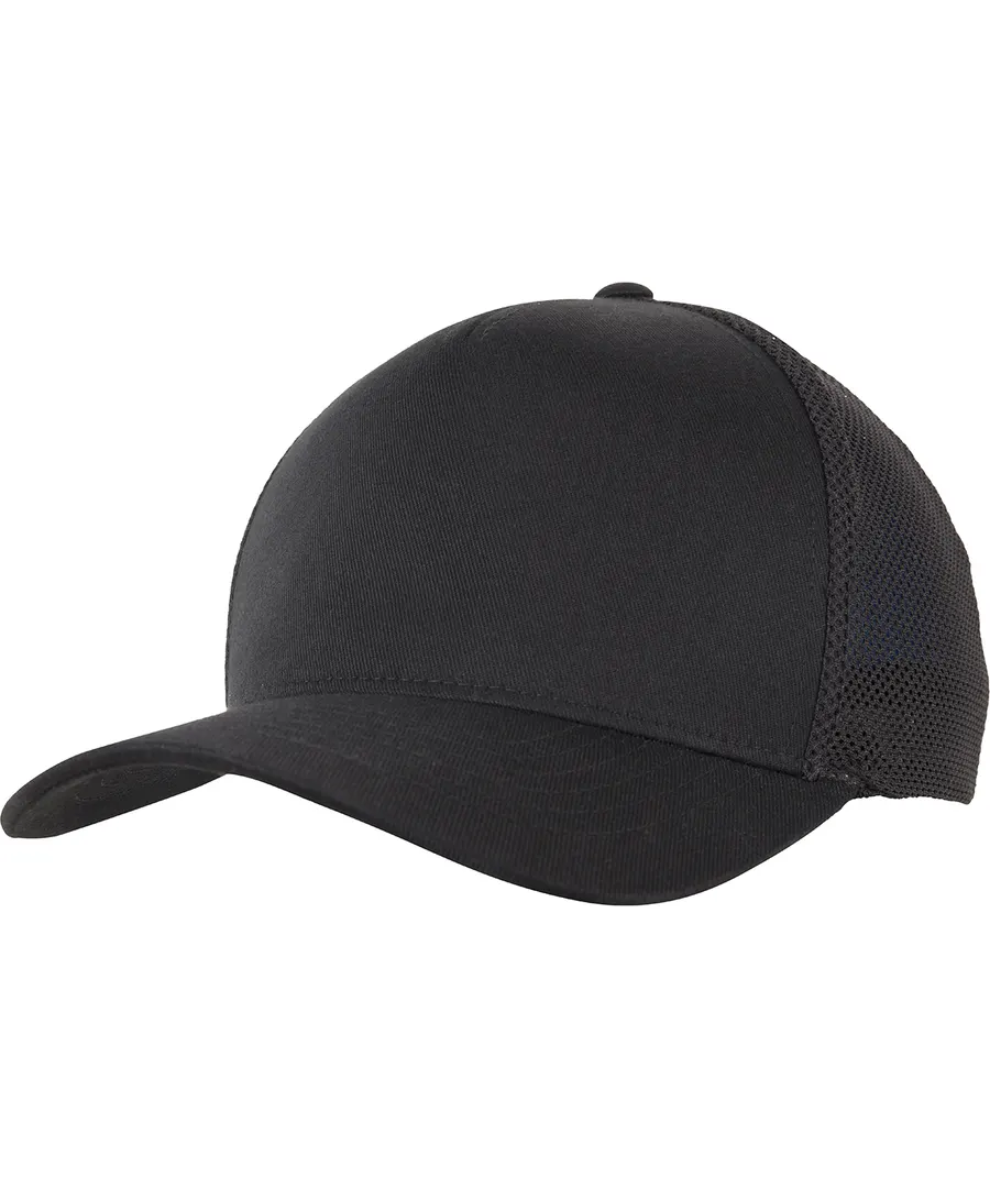 110 trucker (110T) – Black/Black