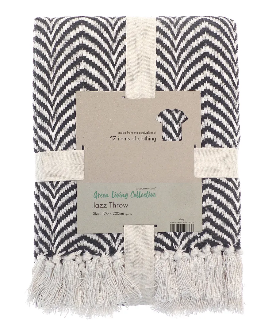 Recycled mixed-fabric throw – Grey